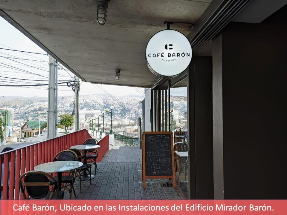 Estudio Nuevo Con La Mejor Ubicación De Servicio Hom Valparaíso